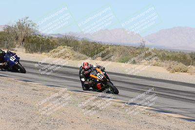 media/Dec-07-2025-CVMA (Sun) [[3e7d2de5dc]]/Race 4-Supersport Middleweight/